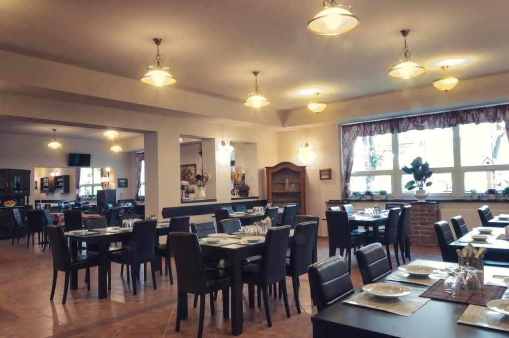 Hotel Na Skalkach Novy Jicin Exterior photo
